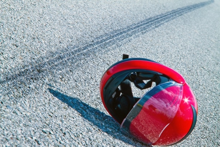 Motorcyclist Seriously Hurt in Wreck on 1700 S